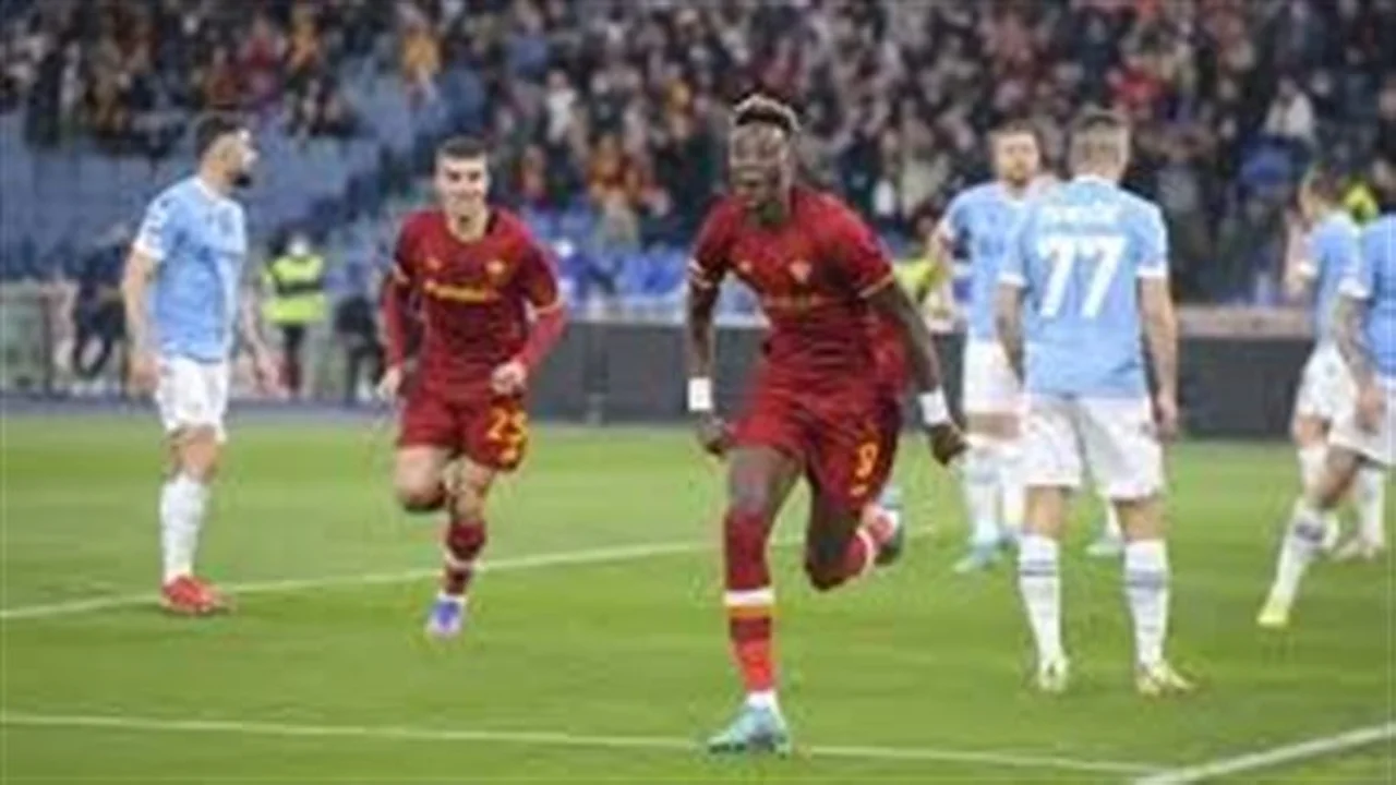 كيف يمكن متابعة البث المباشر لمواجهة روما وليتشي في الدوري الإيطالي؟